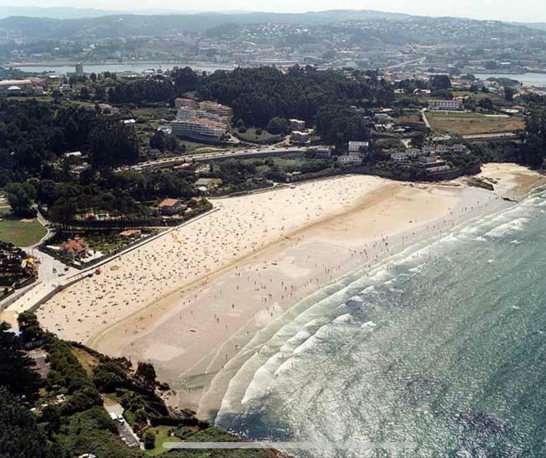 A Coruna Al Lado De La Playa Bastiagueiro Exterior photo