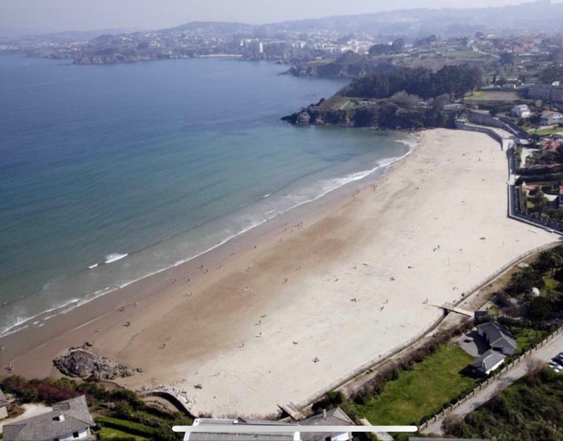 A Coruna Al Lado De La Playa Bastiagueiro Exterior photo
